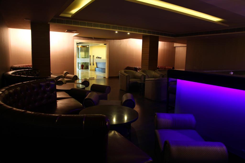 Continent Nakodar Hotel & Resorts Eksteriør billede