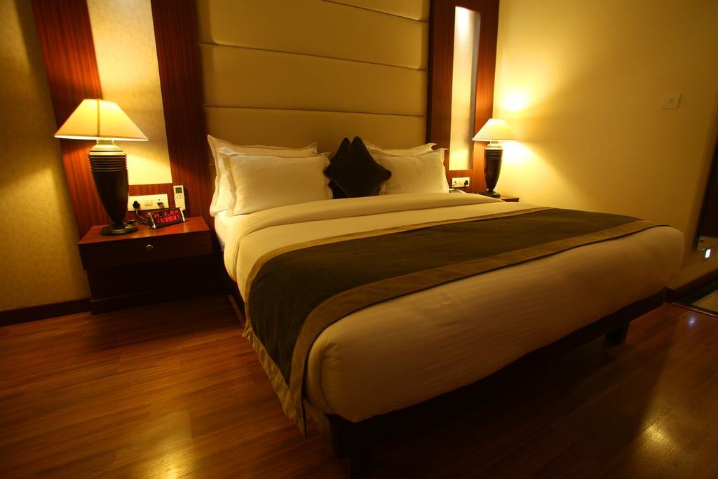 Continent Nakodar Hotel & Resorts Værelse billede