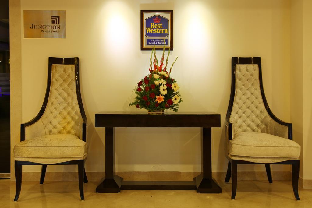 Continent Nakodar Hotel & Resorts Eksteriør billede