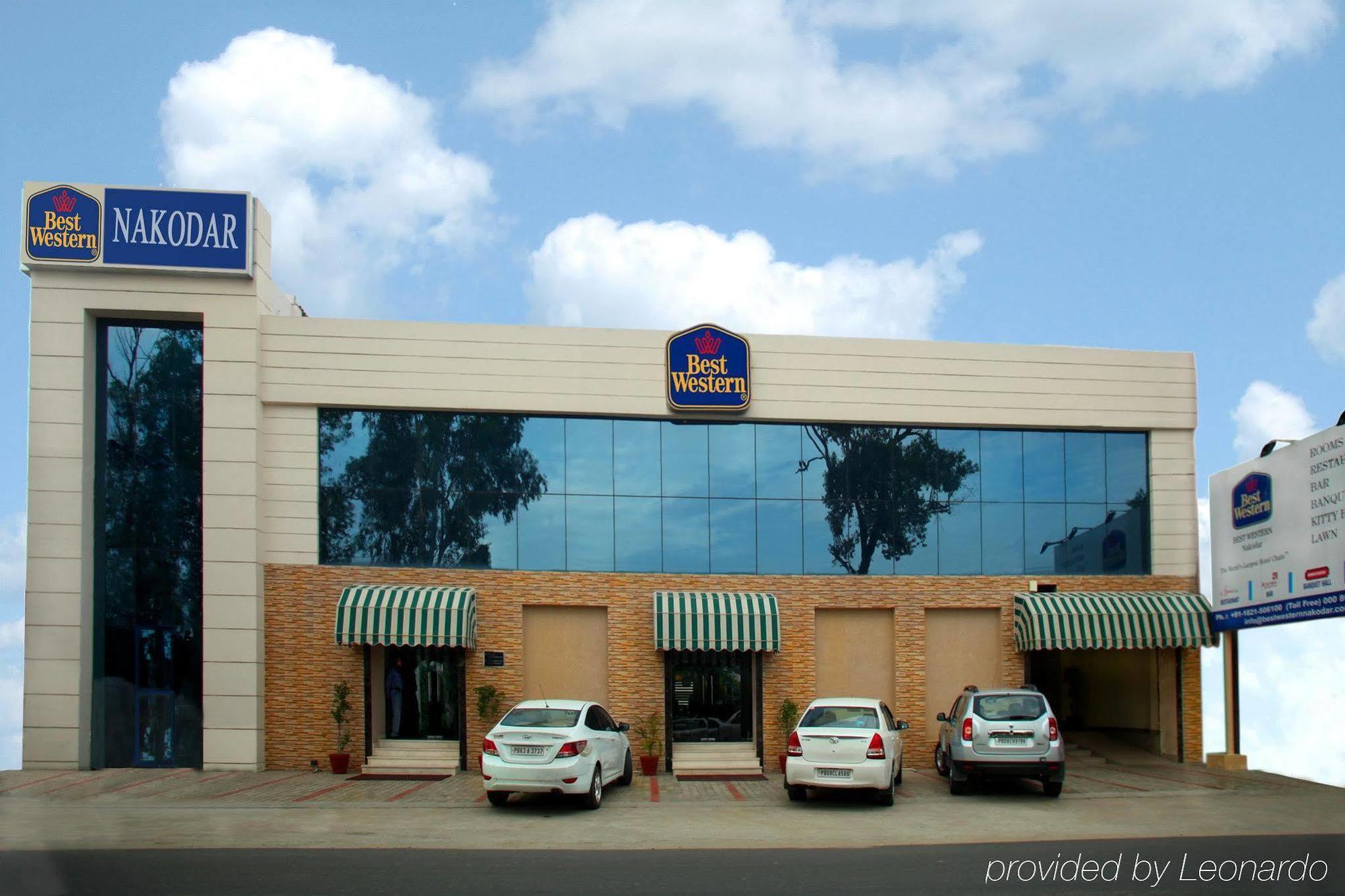 Continent Nakodar Hotel & Resorts Eksteriør billede